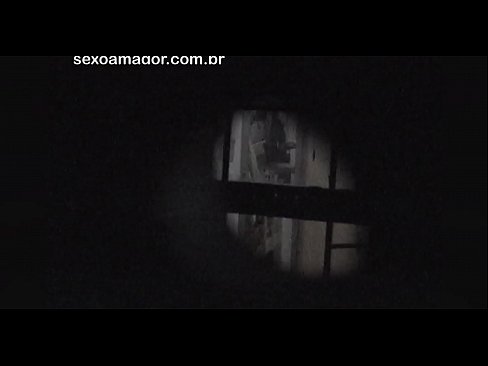 ❤️ Blondie blir hemligt videofilmad av en voyeur från grannskapet gömd bakom ihåliga tegelstenar ❤️ Sluts at us sv.xxxpornolive.ru ️❤